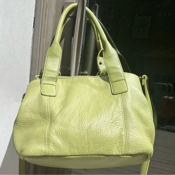 Spring green Croft and Barrow leather bag, satchel style with removable strap - Picture 2 of 8